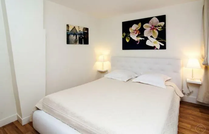 Konukevi Paris Louvre Romantic Otel Fransa